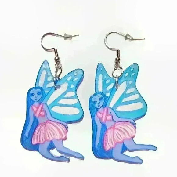 Adorable pastel blue and pink magical butterfly fairy earrings - Picture 2 of 16